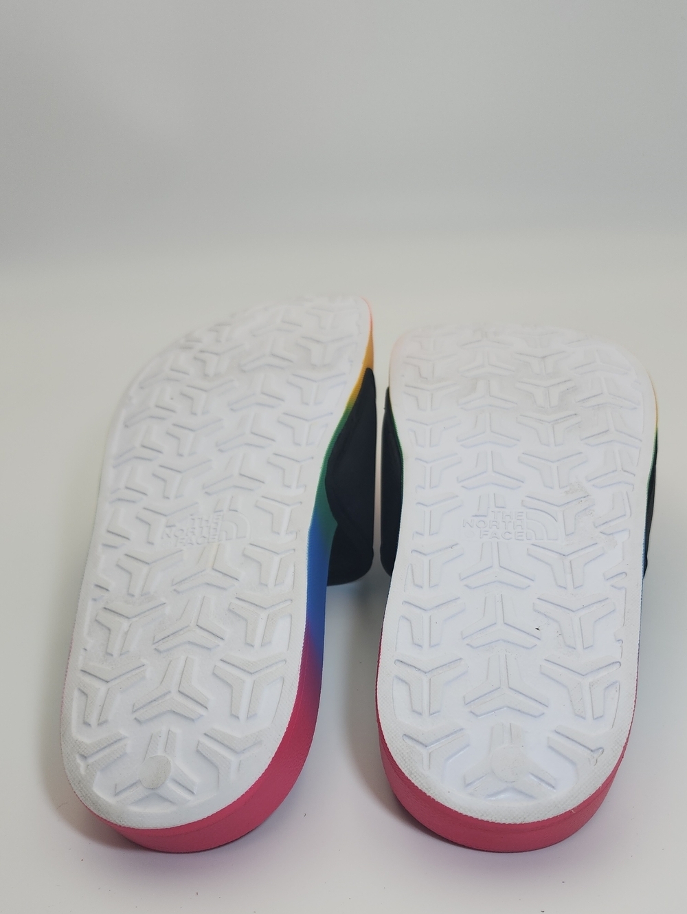 THE NORTH FACE BASE CAMP III SLIDE SANDAL IN PRIDE GRADIENT/ BLACK Sz 9 - Picture 8 of 11